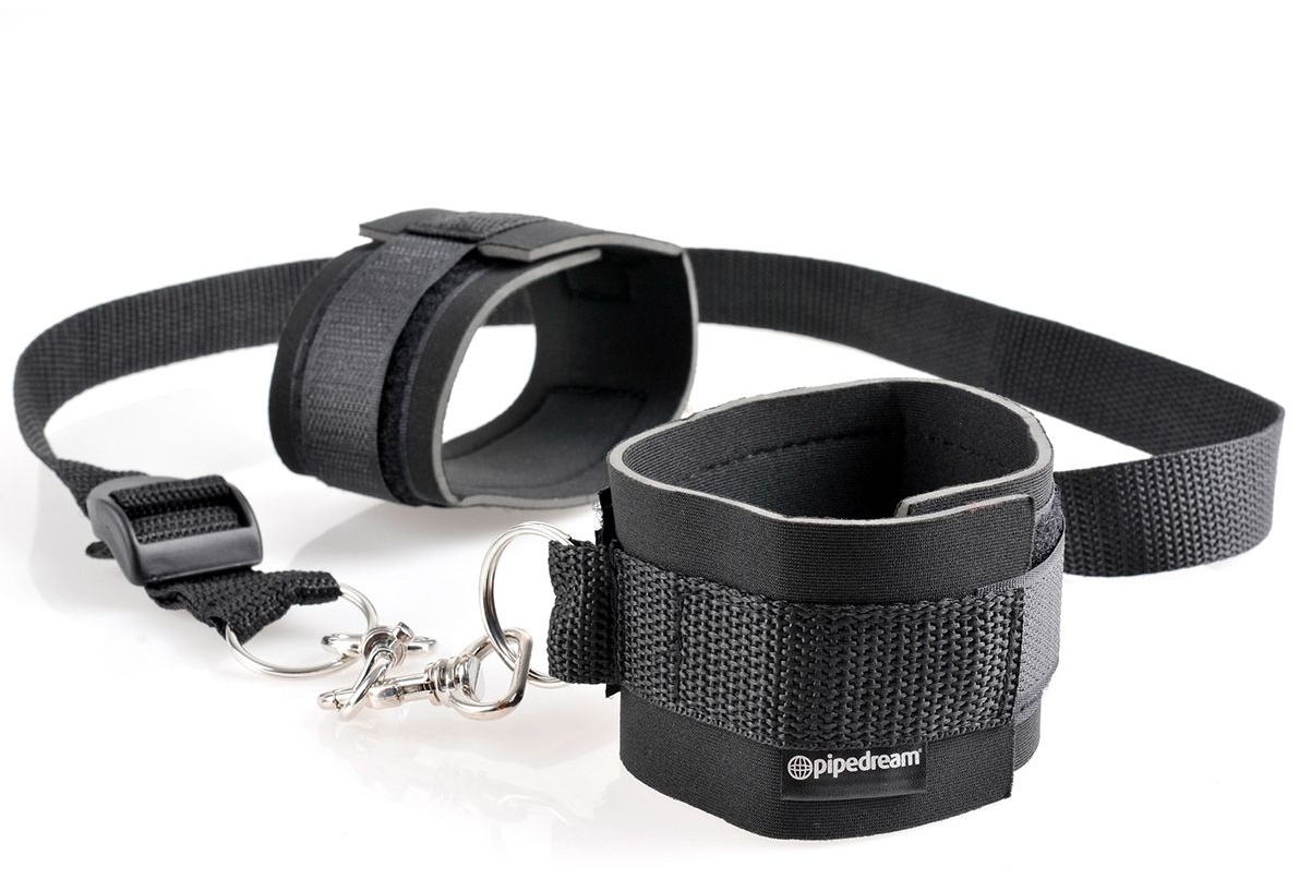 Набор для бондажа Cuff And Tether Set