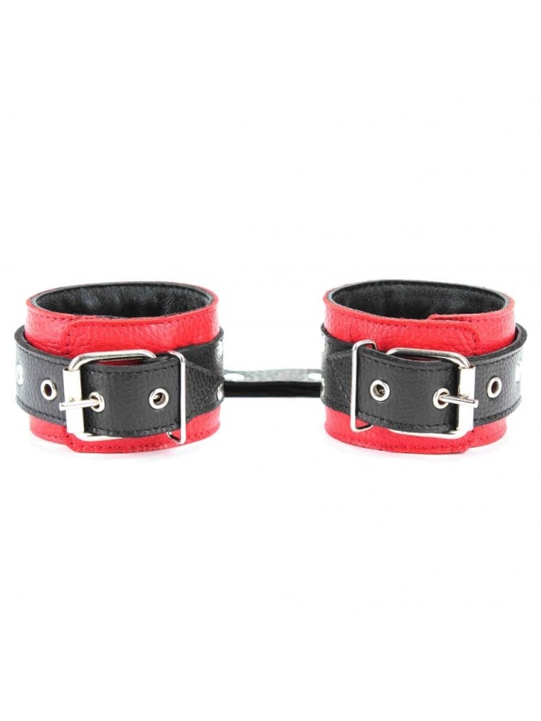 Красно-чёрные оковы из кожи