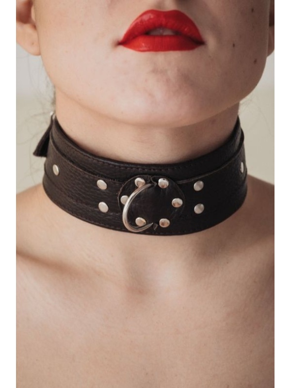 Коричневый широкий ошейник из мягкой кожи