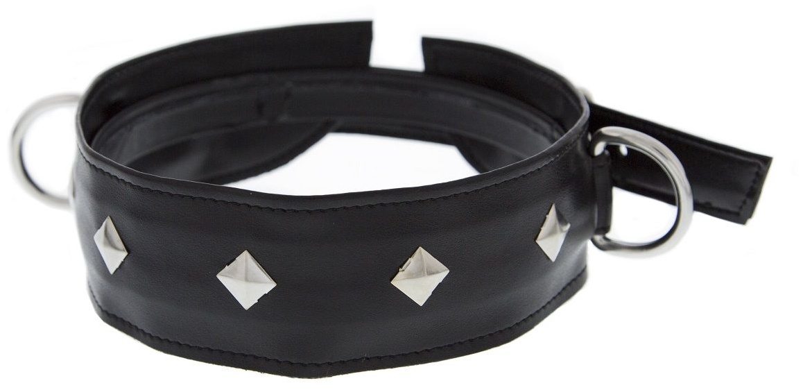 Полиуретановый ошейник с пуклями и D-кольцами Collar with Studs