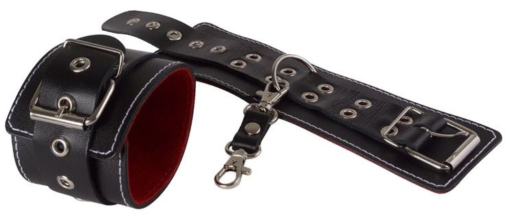 Чёрные кожаные наручники с контрастной строчкой и красной изнанкой
