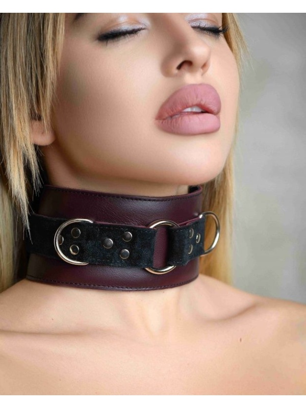 Бордовый ошейник Maroon Collar On The Strap