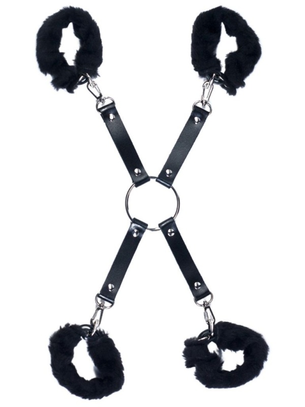 Черный набор для фиксации со съемными меховыми опушками