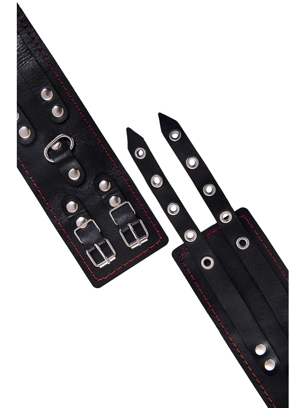 Черные кожаные оковы с двумя ремнями и контрастной строчкой