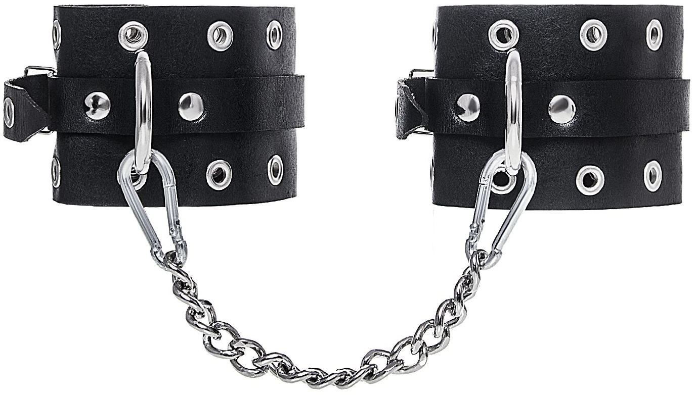 Черные кожаные однослойные оковы с люверсами