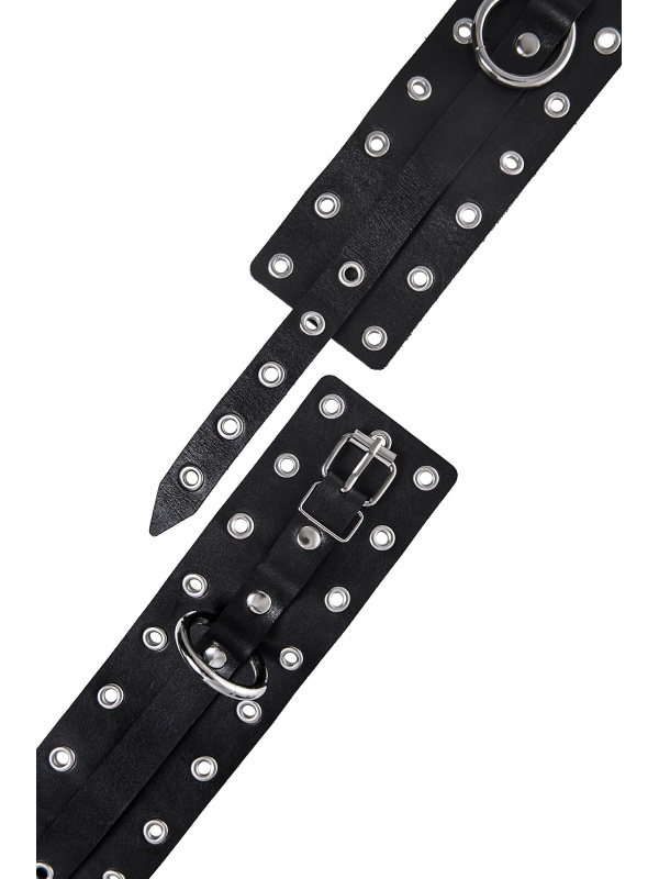Черные кожаные однослойные оковы с люверсами