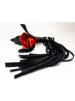 Черная замшевая плеть с красной лаковой розой в рукояти - 40 см.
