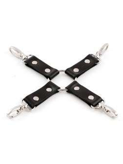 Черная крестовина с карабинами