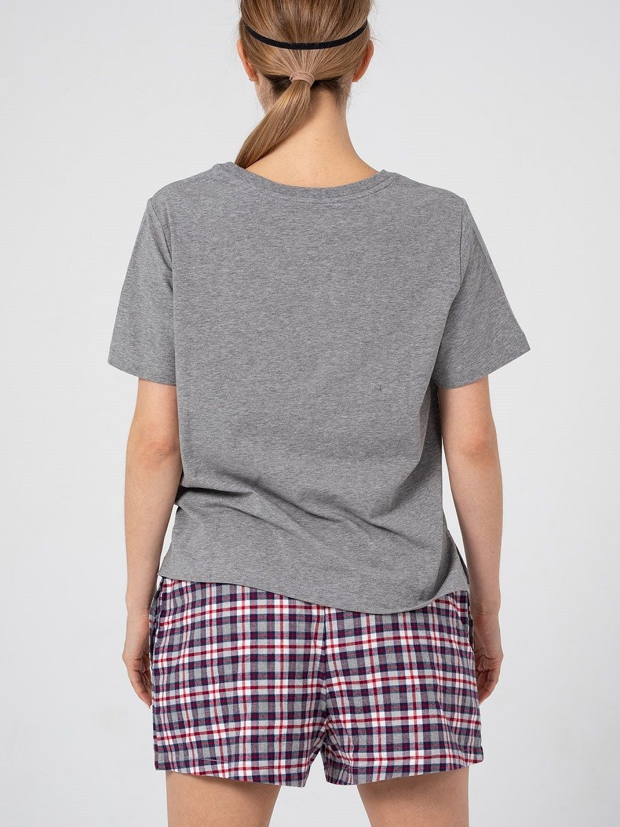 Уютный пижамный комплект с маской