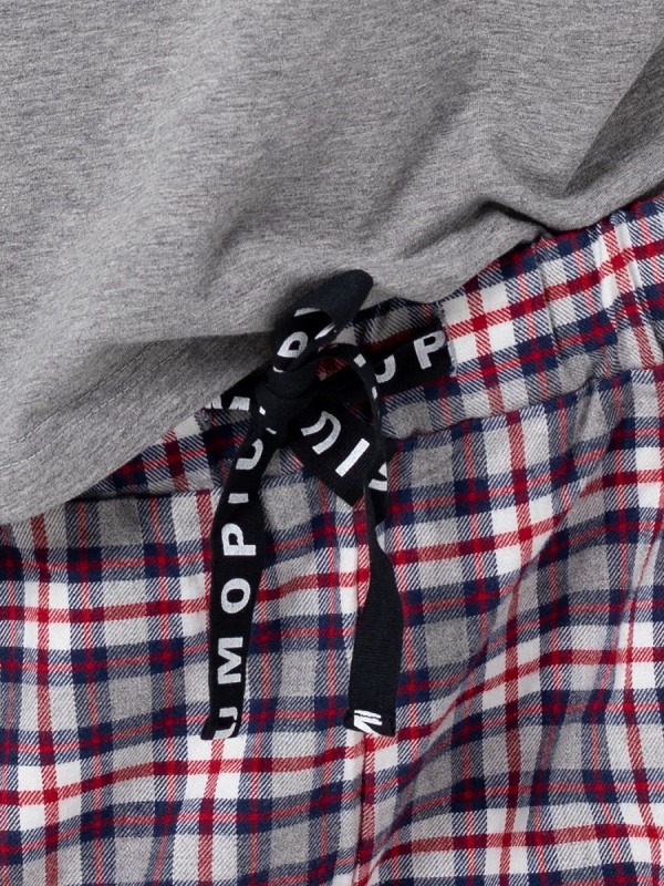 Уютный пижамный комплект с маской