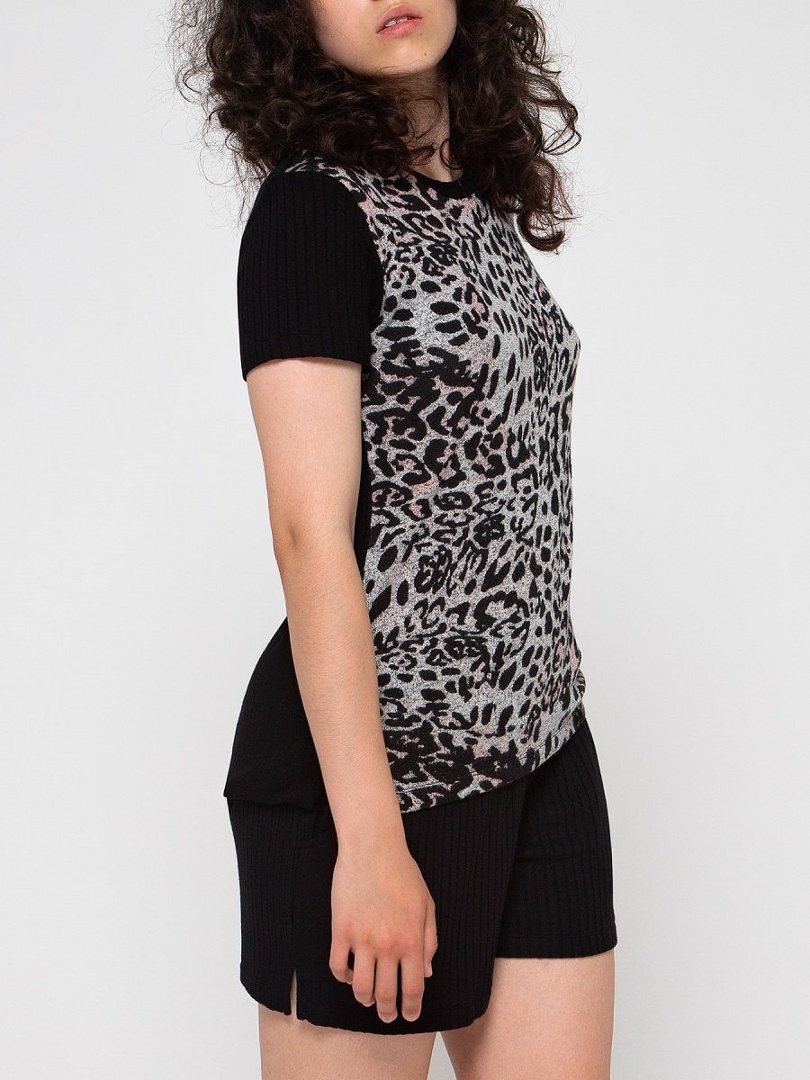 Женская пижама с анималистическим принтом