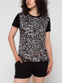 Женская пижама с анималистическим принтом