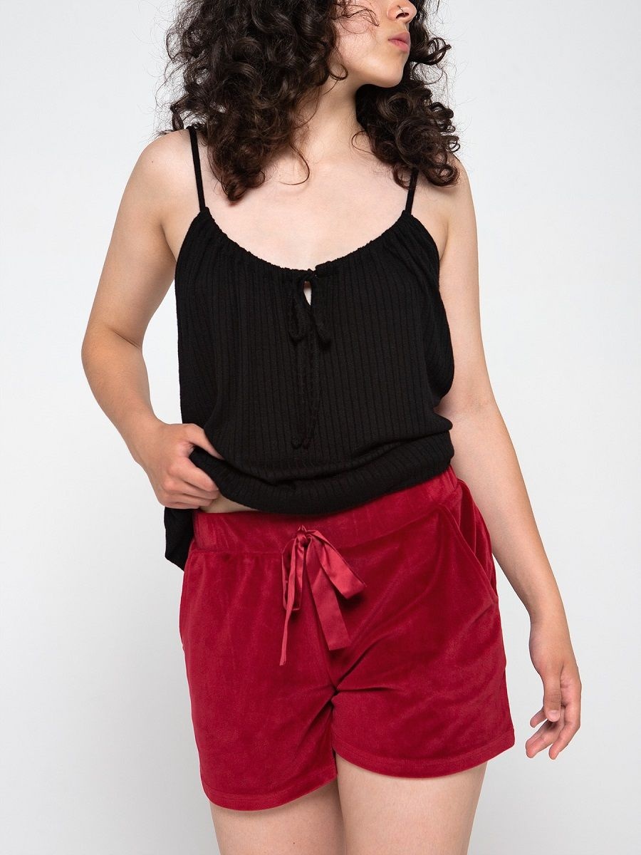 Женские шортики из трикотажного велюра