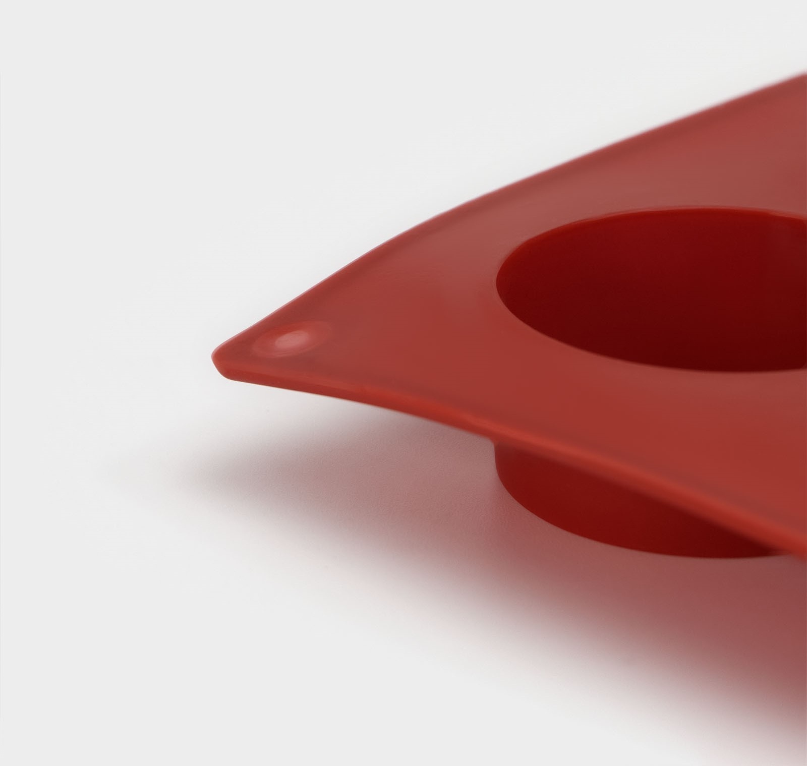 Форма для выпечки Доляна «Фигуры.Круг», силикон, 29×17×2 см, 15 ячеек (d=4,2 см), цвет МИКС