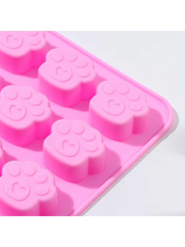 Форма для украшений Доляна «Лапки», силикон, 16×15,5 см, 16 ячеек (3×2,7×0,5 см), цвет МИКС