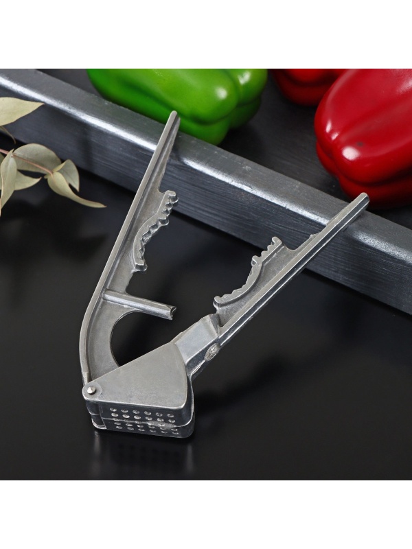 Алюминиевый пресс для чеснока