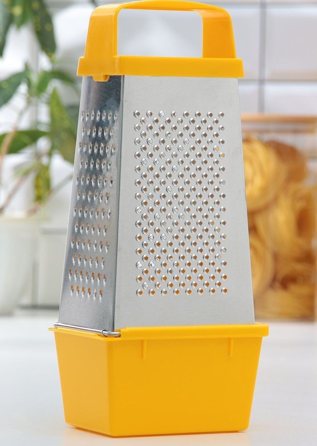 Тёрка «Универсал» с 4 гранями и контейнером