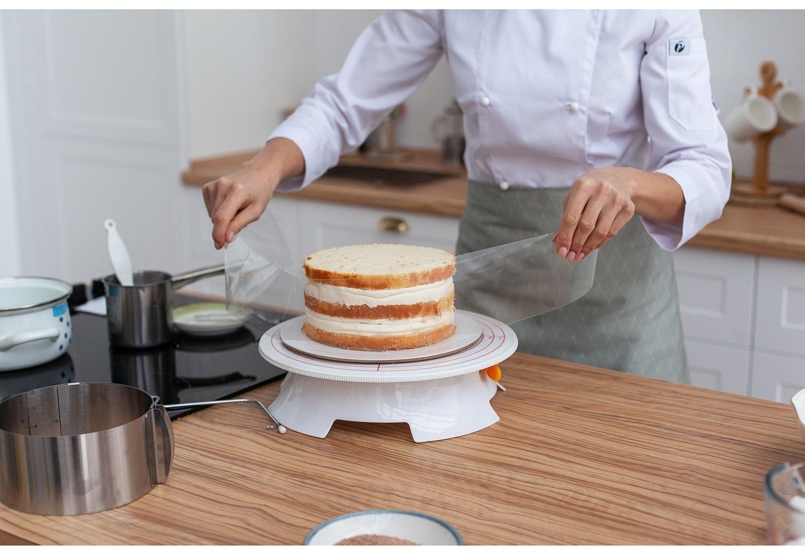 Лента ацетатная для обтяжки тортов Доляна, 40 мкр × 100 мм × 15 м, цвет прозрачный