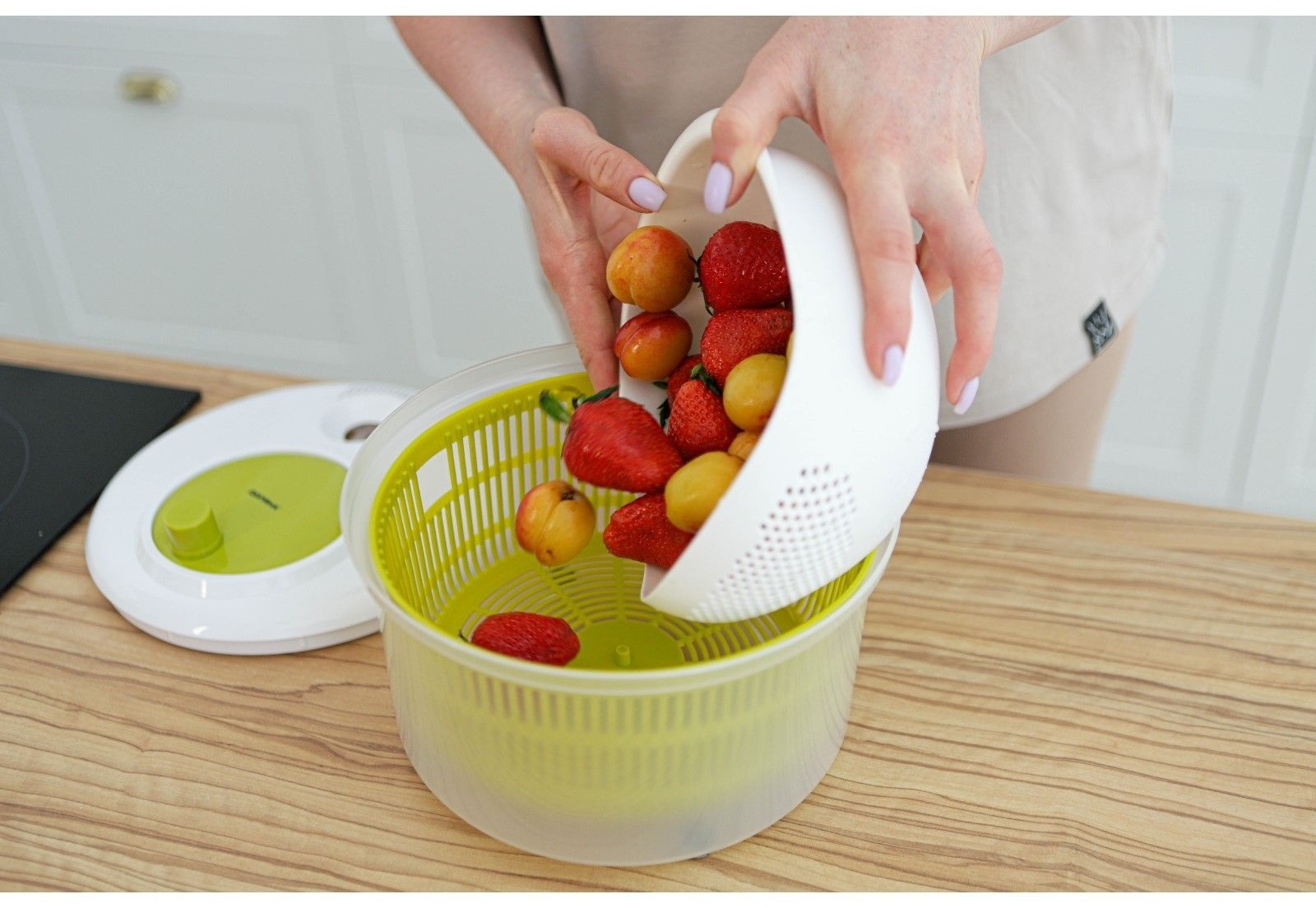 Центрифуга для сушки зелени Доляна Fresh cook, 3,7 л, пластик, цвет бело-зелёный