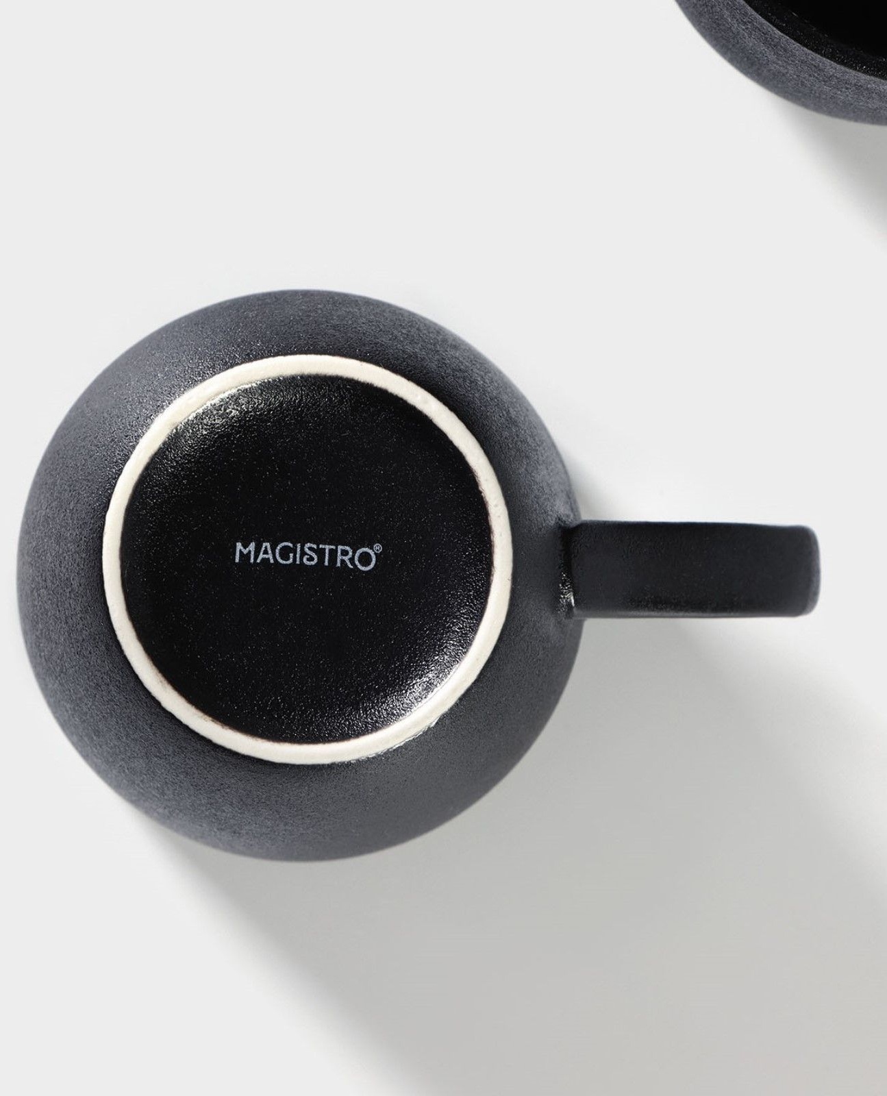 Кружка фарфоровая Magistro Carbon, 380 мл, цвет чёрный