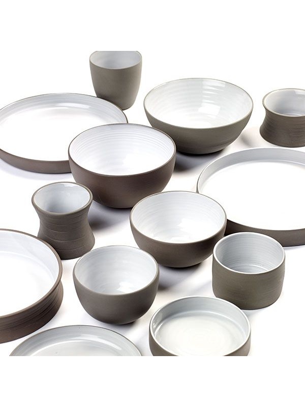 Керамическое глубокое блюдо (диаметр 20,3 см)