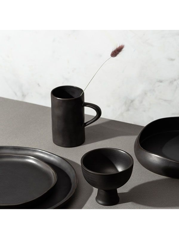 Черная керамическая кружка «Шейд» (объем 0,51л)