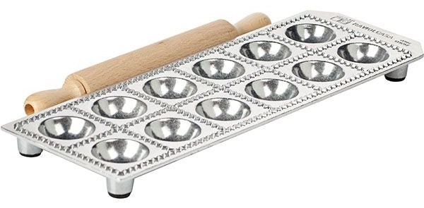 Форма для равиоли со скалкой[12шт];алюм.литой,дерево;D=37,H=15,L=330,B=115мм