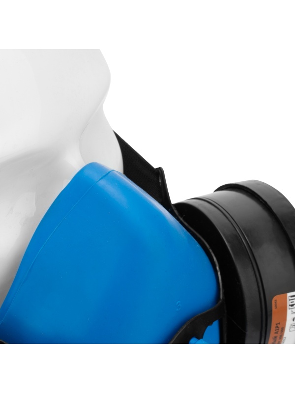 Полумаска изолирующая Исток-300/400 со сменными комбинированными фильтрами А1Р1 Россия