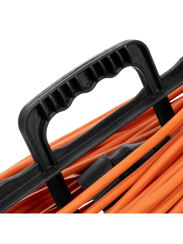 Удлинитель-шнур силовой Garden Series, б/з, ПВС, 20м, 1 розетка, 2 x 1 мм, 3 м Denzel