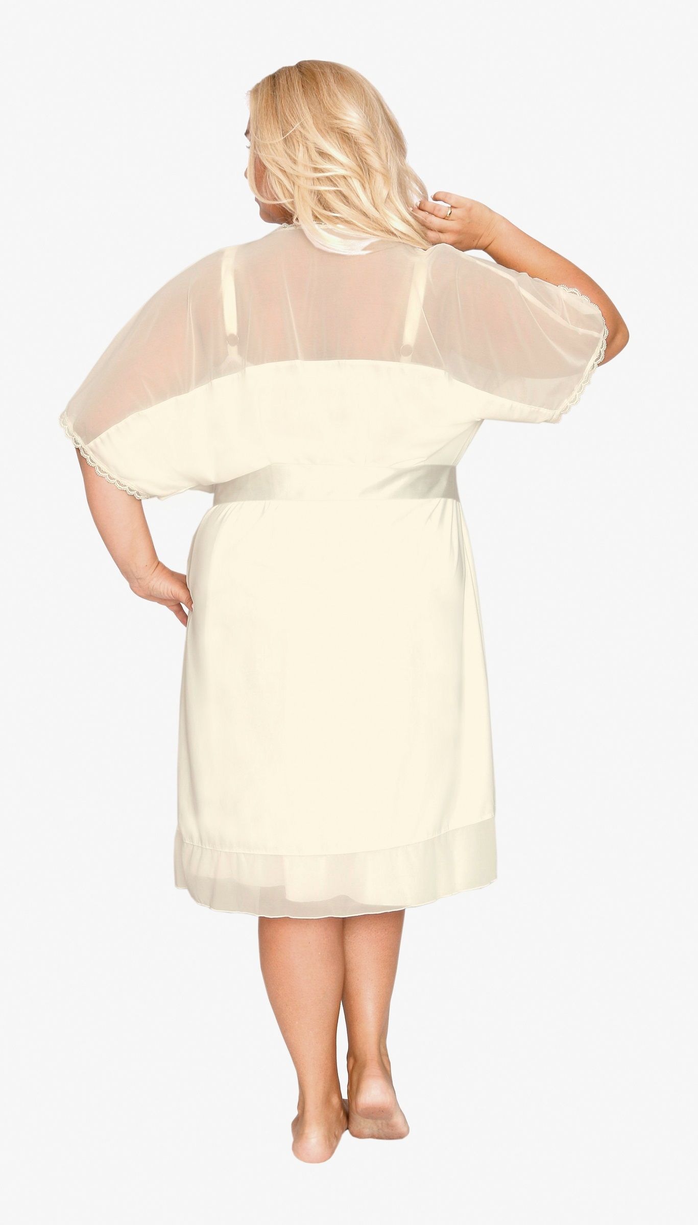 Пеньюар с короткими рукавами и атласным поясом