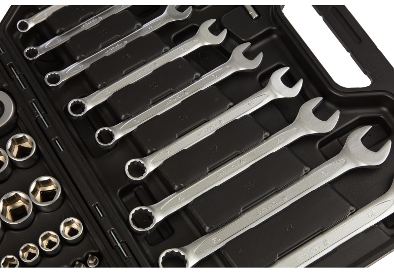 Набор инструмента TOPFORT 82 предметов 1/4 и  1/2