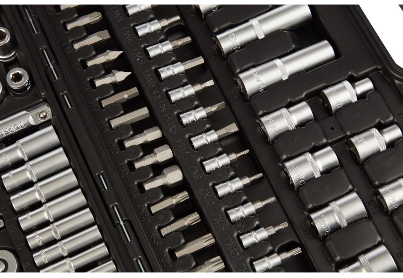 Набор инструмента TOPFORT 110 предметов 1/4 и 1/2