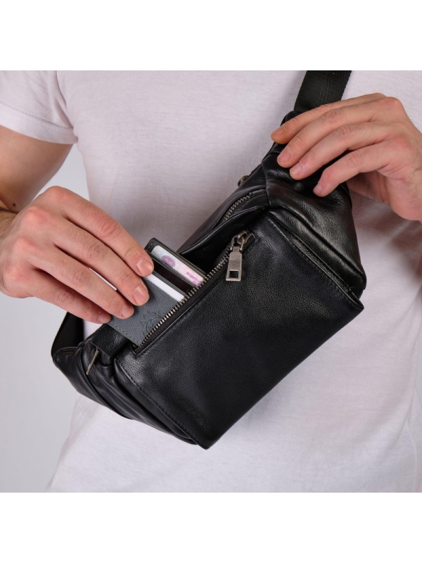 Сумка мужск 2019 черная на пояс из кожи