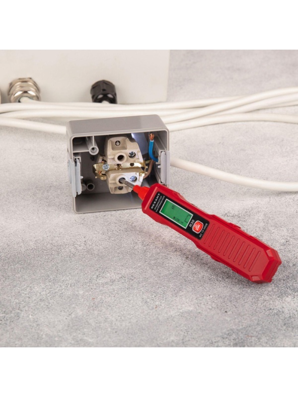 Индикатор напряжения цифровой R-30 REXANT (12 - 2050)