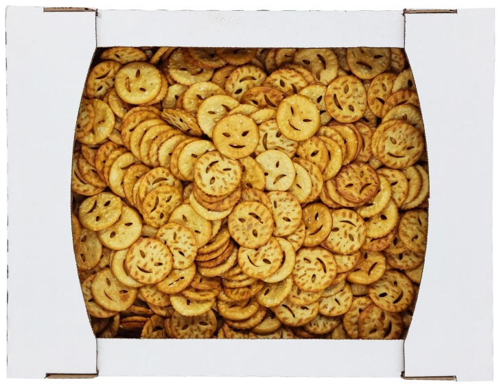 Чипсы Семейка ОЗБИ хлебные с сыром, 3 кг/уп