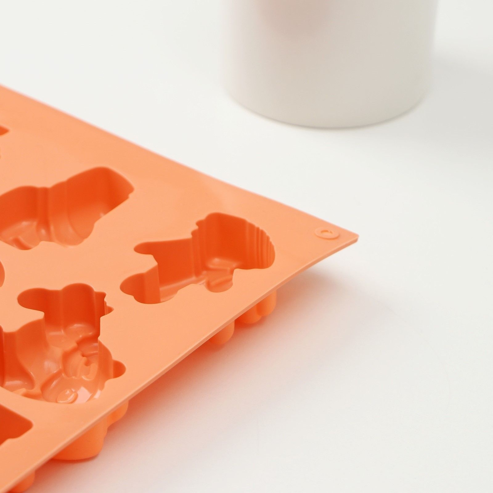 Форма для выпечки Доляна «Сказка. Детское воображение», силикон, 30×17,5 см, 15 ячеек (5,3×4,5 см), цвет МИКС