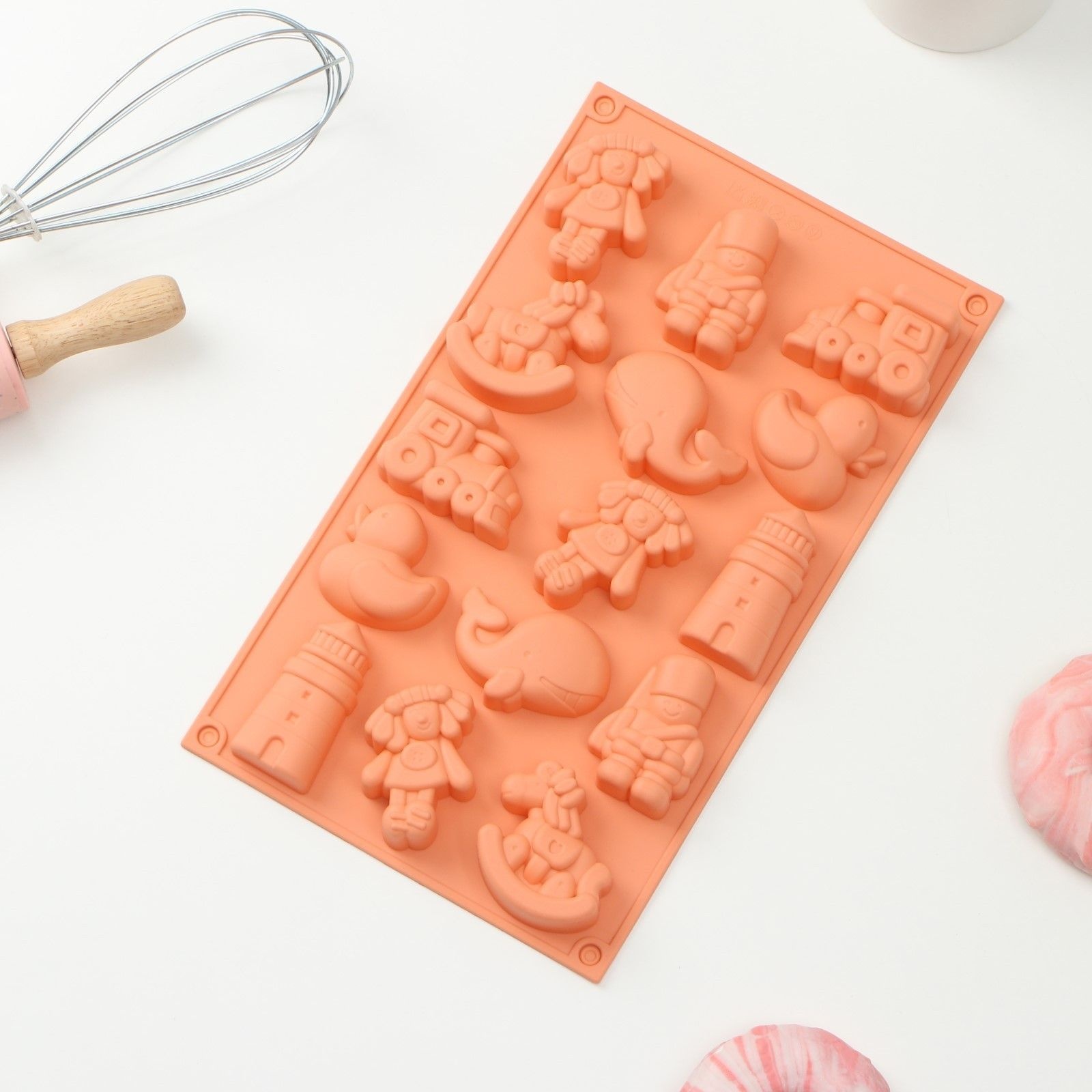 Форма для выпечки Доляна «Сказка. Детское воображение», силикон, 30×17,5 см, 15 ячеек (5,3×4,5 см), цвет МИКС