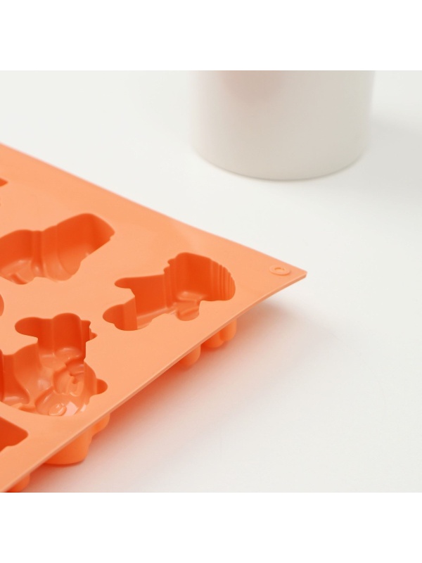 Форма для выпечки Доляна «Сказка. Детское воображение», силикон, 30×17,5 см, 15 ячеек (5,3×4,5 см), цвет МИКС