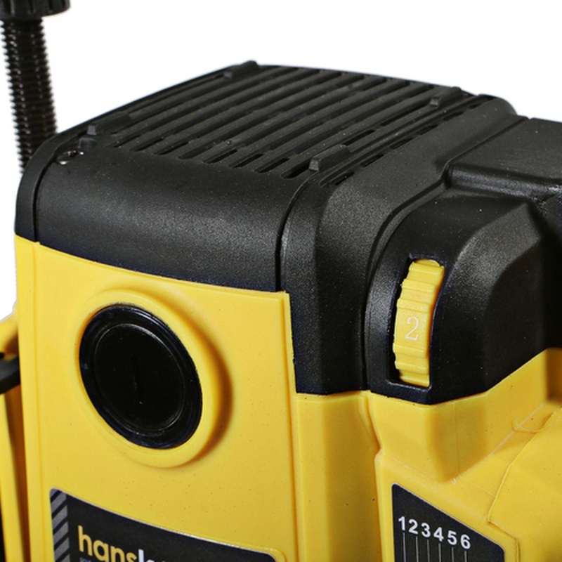 Фрезер Hanskonner, 2000Вт, цанга 8-12мм, 9000-22000об/мин HRE1120CP