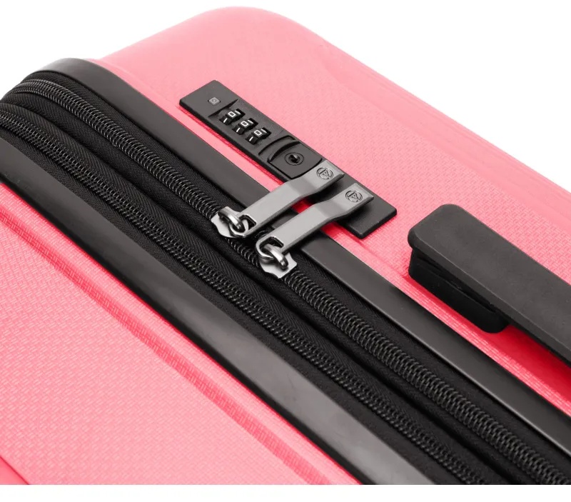 Чемодан TORBER В Отпуск, ярко-розо,полипропилен,65,5х43,5х26см,62л,T1907C-M