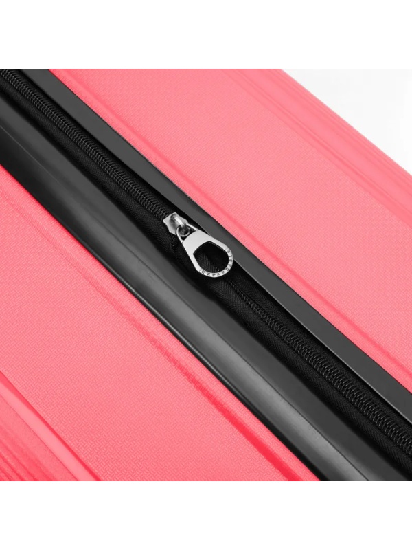 Чемодан TORBER В Отпуск, ярко-розо,полипропилен,65,5х43,5х26см,62л,T1907C-M