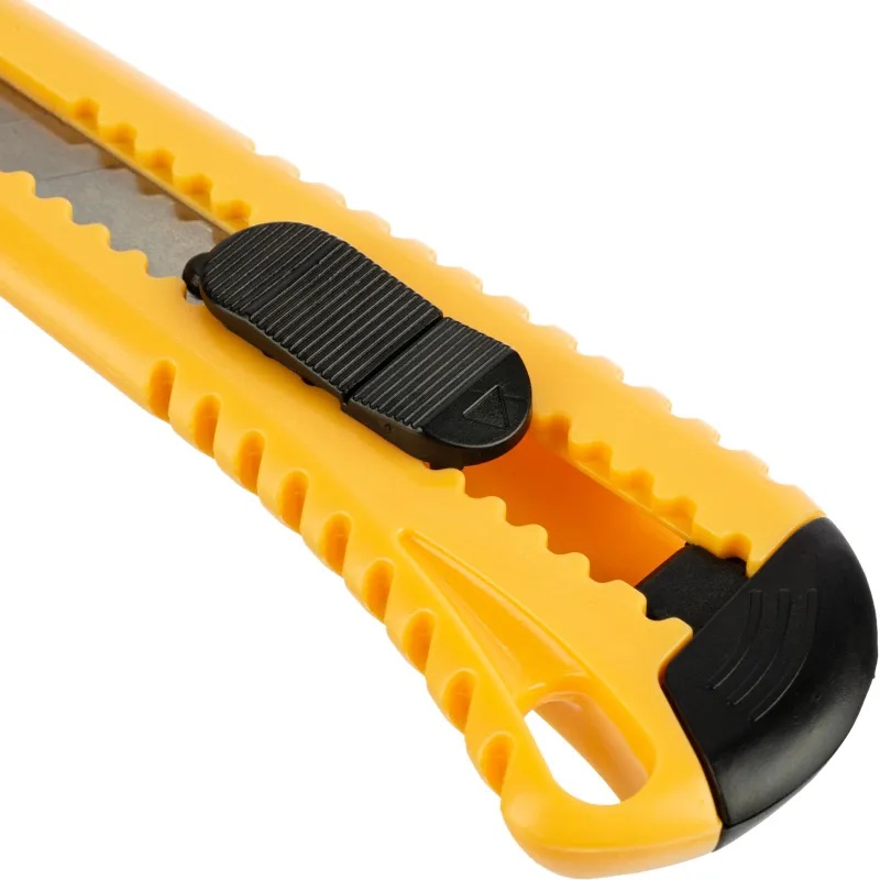 Набор ножей КОМУС 18 мм универсальных 3 шт желтый