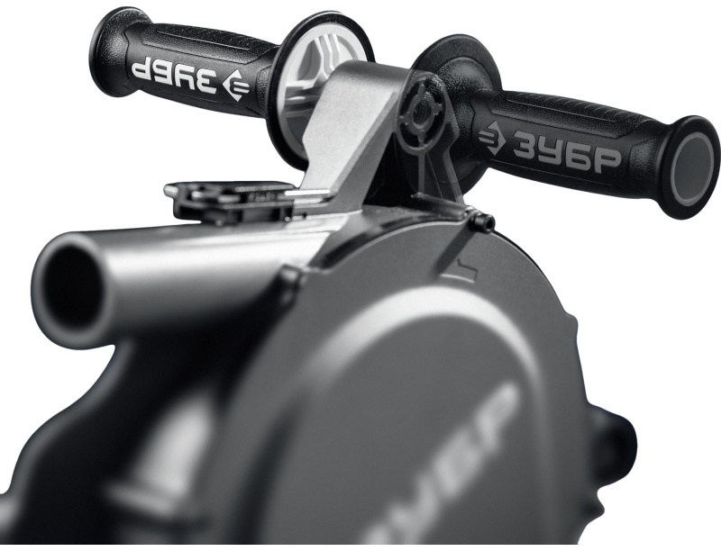 Штроборез ЗУБР d180 мм,2200Вт,45 мм,метал.ящик,профессионал ЗШ-П45-2200 ПТК