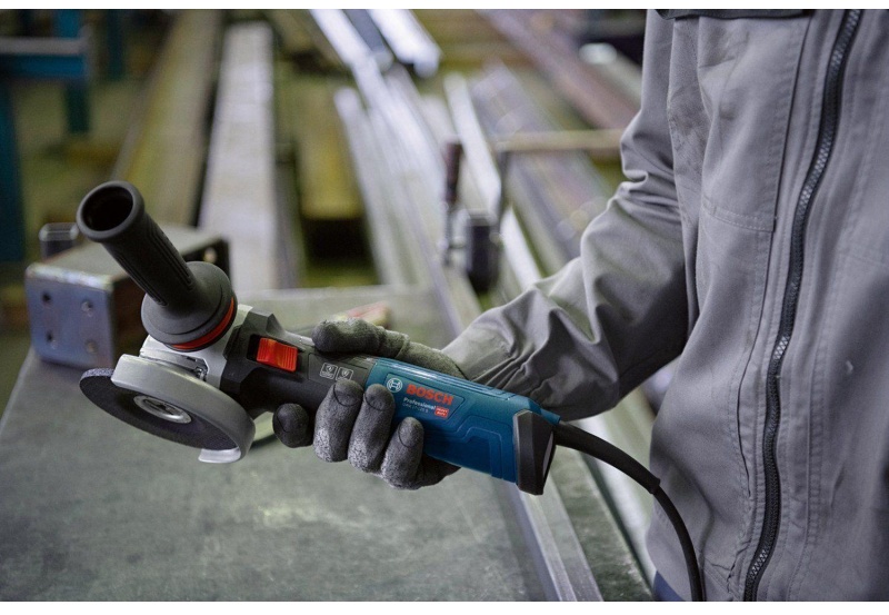 Шлифмашина угловая Bosch GWS 14-125 S 06017D0100