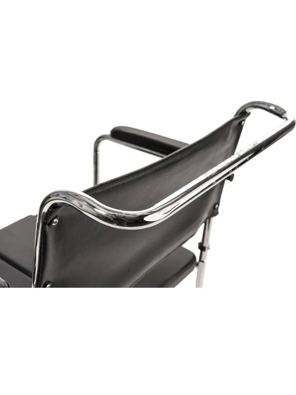 Кресло-каталка , с сан. Осн., литые колеса, ш.с.44см., Barry W2