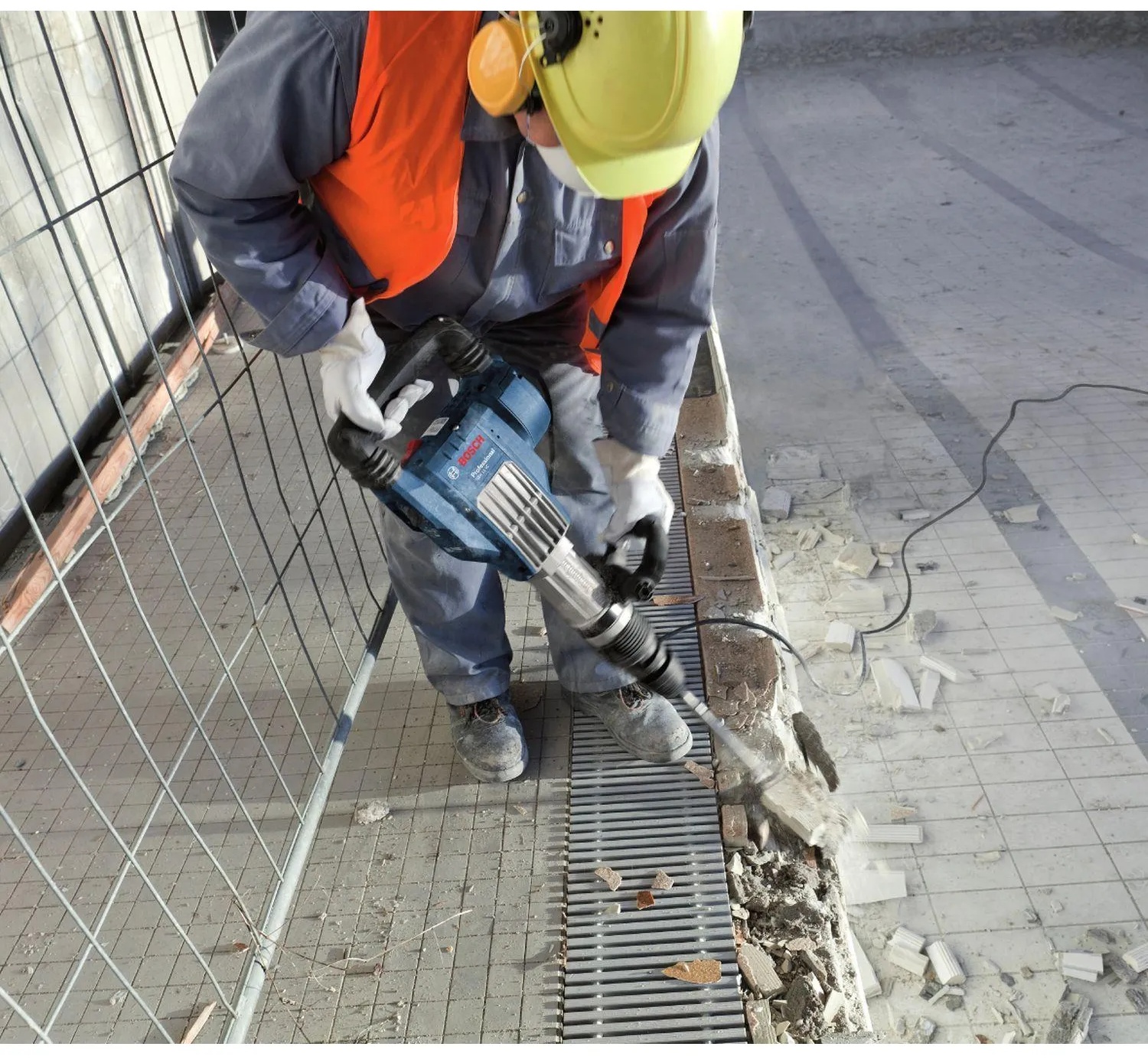 Отбойный молоток Bosch GSH 11 VC 0611336000